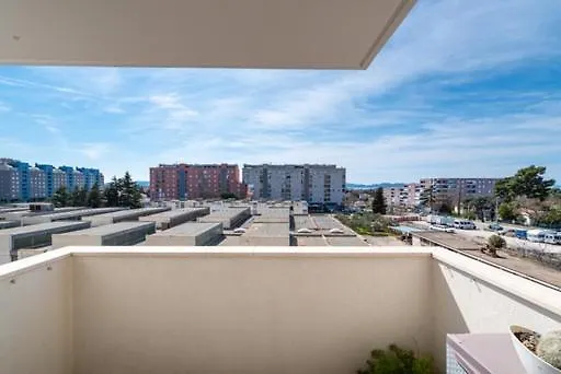 Lägenhet Bright Zadar