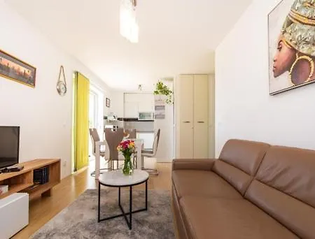 Apartment Bright